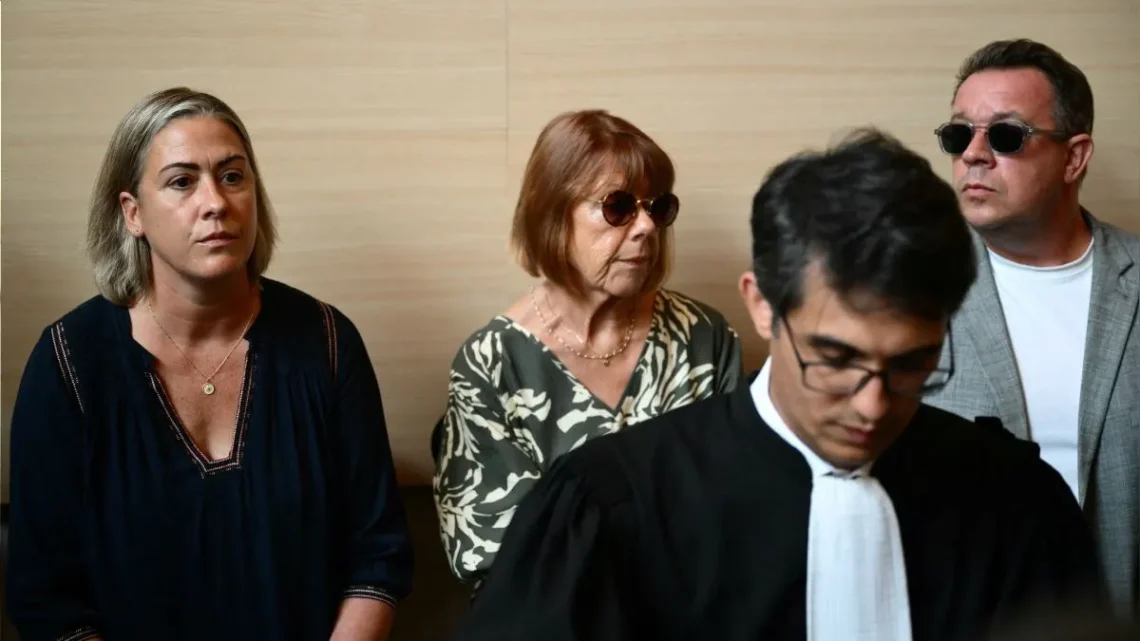 Macrojuicio en Francia: Hombre drogó a su esposa para que la abusaran durante 10 años