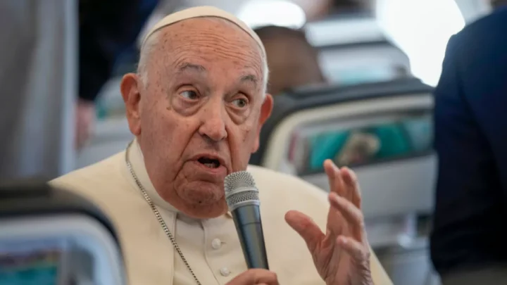 El Papa Francisco califica el aborto como “homicidio” y critica duramente a los médicos que lo practican