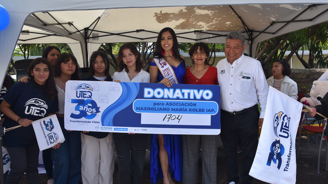 Entrega Comunidad Universitaria UTEQ donativo a Casa Hogar