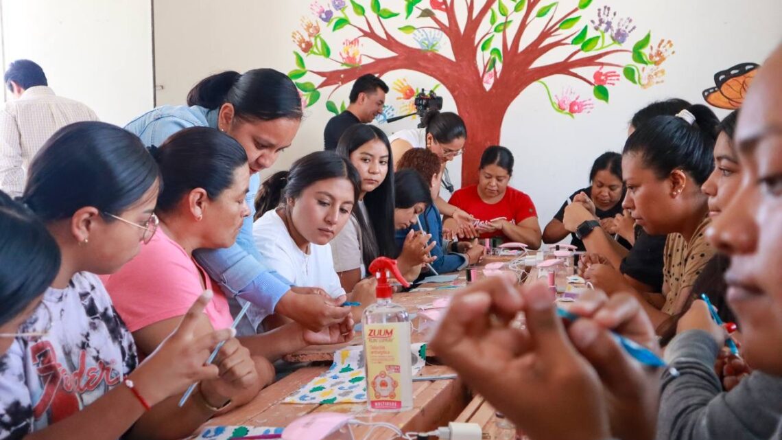 Otorgan Centros para el Desarrollo de las Mujeres más de 11 mil atenciones