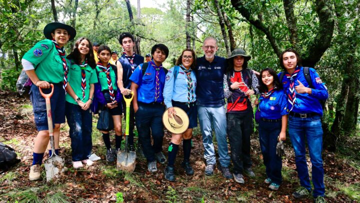 Participa SEDESU en reforestación La Beata
