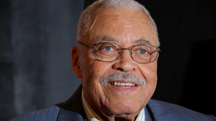 Fallece James Earl Jones, la icónica voz de Darth Vader y Mufasa
