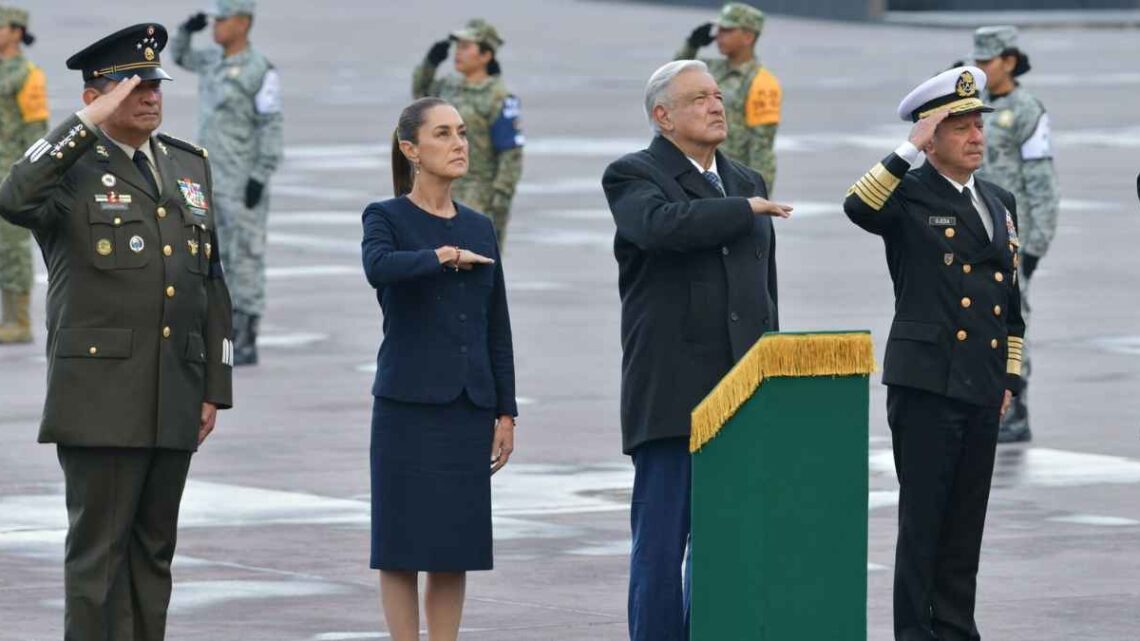 López Obrador y Sheinbaum rinden homenaje a las víctimas de los sismos del 19 de septiembre