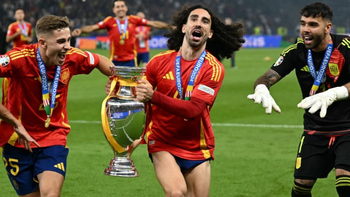 La UEFA admite error arbitral en la Eurocopa: la mano de Cucurella sí era penal