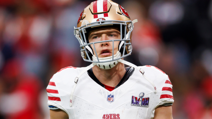McCaffrey viaja a Alemania en busca de solución para su lesión