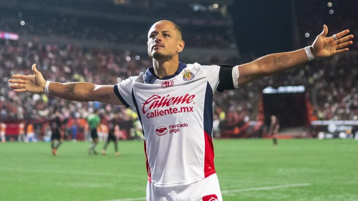 Javier ‘Chicharito’ Hernández regresa a los entrenamientos con Chivas