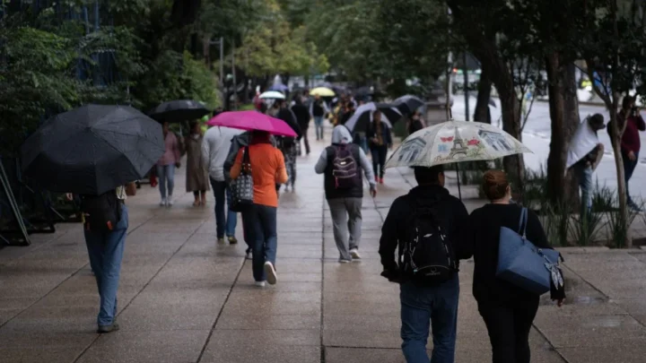 Se pronostican lluvias intensas y temperaturas extremas en diversas regiones de México