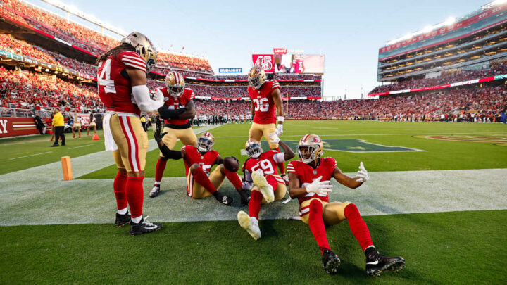 Los 49ers arruinan el regreso de Aaron Rodgers