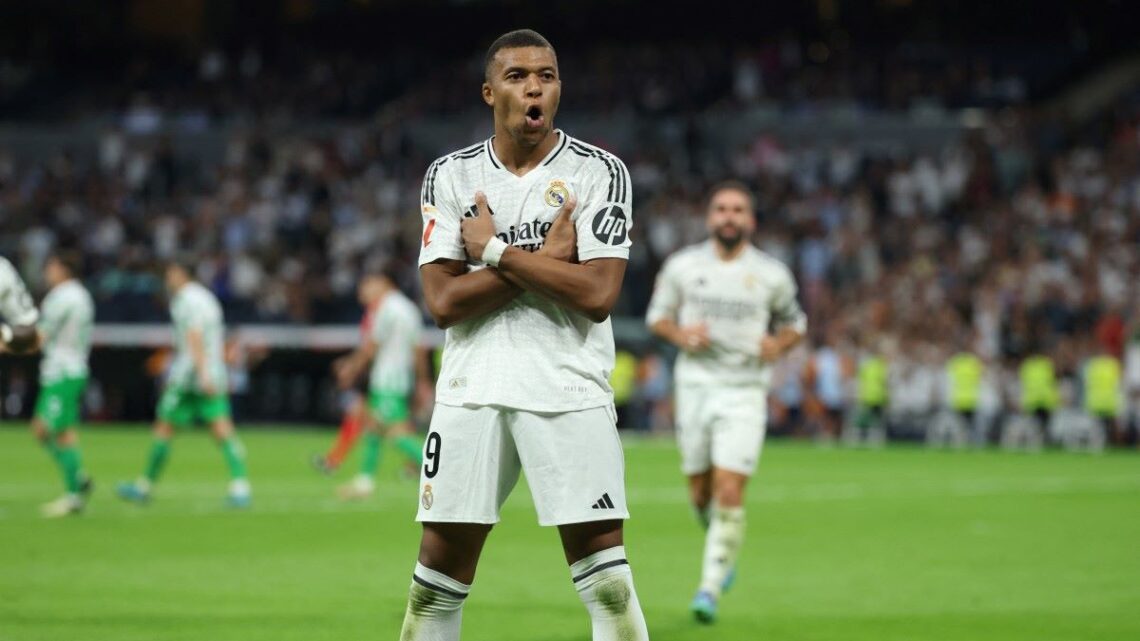 Mbappé rompe el hielo y guía al Madrid a la victoria