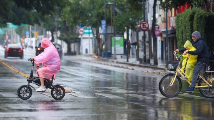 Lluvias torrenciales en México por ciclón tropical y monzón