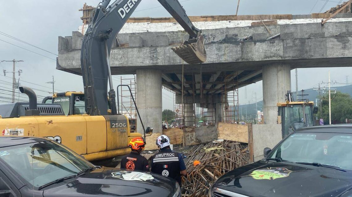 Accidente en puente de NL deja un muerto y dos heridos
