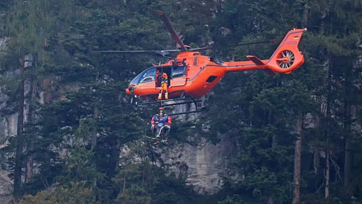 Muere destacado neonazi alemán tras caer en la montaña favorita de Hitler