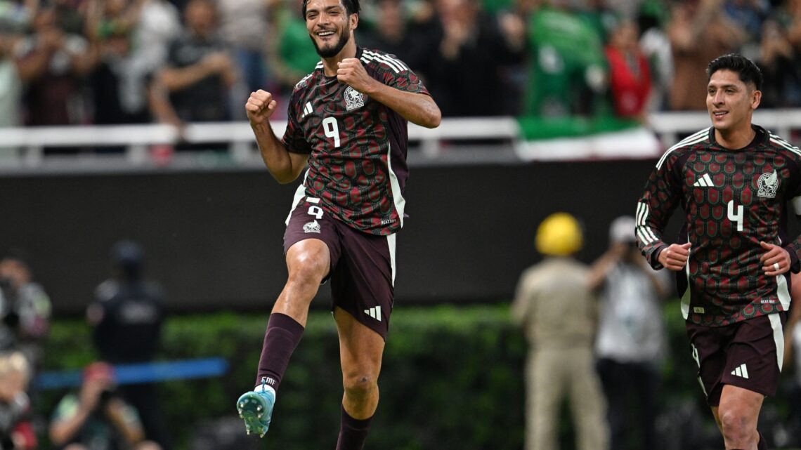 México rompe la hegemonía de EE.UU. con un contundente 2-0 en Guadalajara