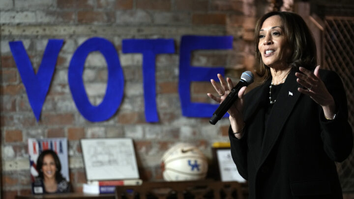 Kamala Harris busca recuperar el voto afroamericano con la legalización de la marihuana