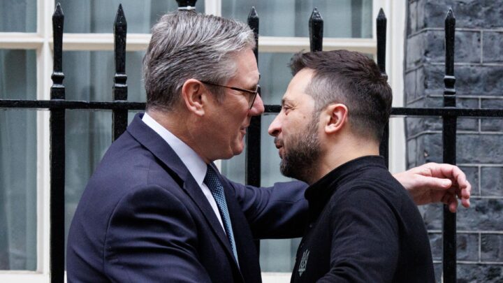 Zelenski presiona a Starmer para el uso de misiles británicos en Rusia