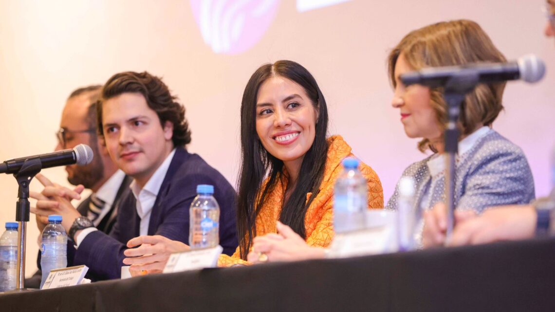 Participa Liliana San Martín en Segundo Foro Laboral ANADE-COPARMEX