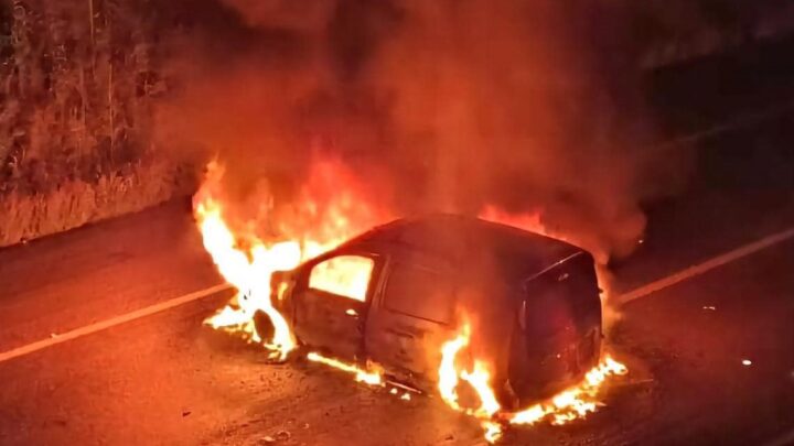 Policías de Morelia disparan a estudiantes normalistas; Fiscalía investiga