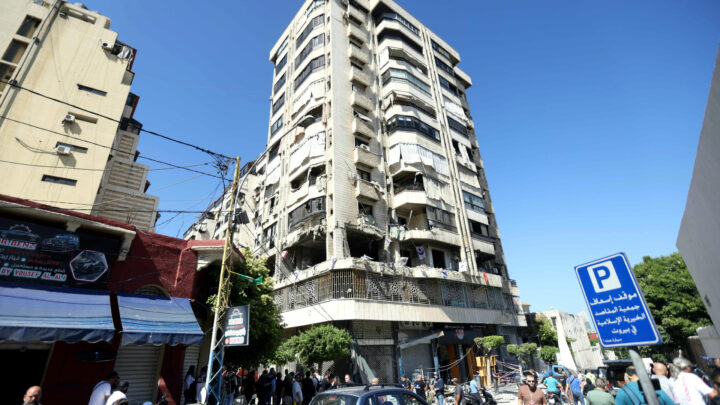 Ataque israelí en el Líbano deja 18 muertos en un edificio de apartamentos