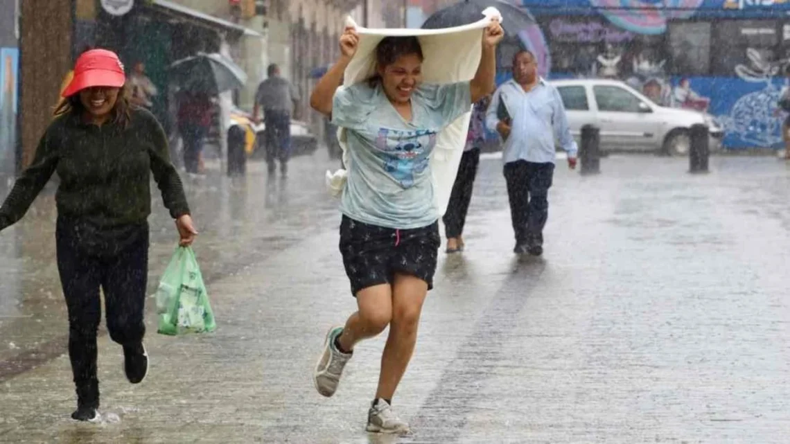 Pronostican lluvias intensas y heladas en México este 25 de octubre