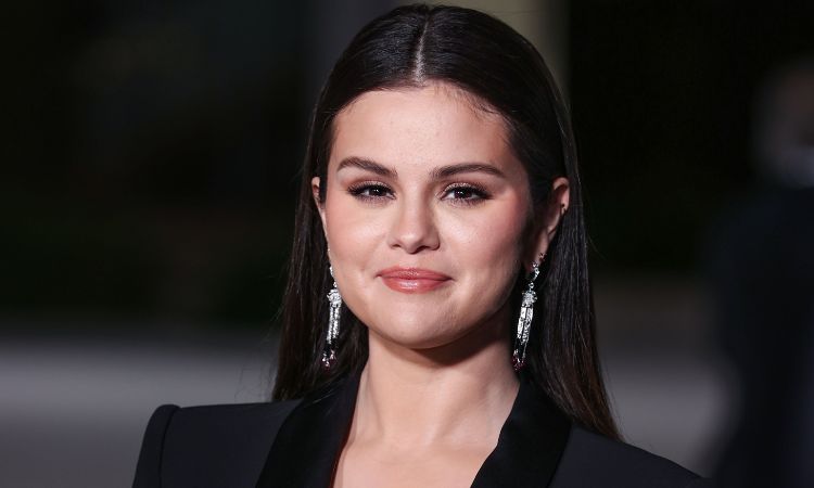 Selena Gómez colabora con Sephora por el Día Mundial de la Salud Mental