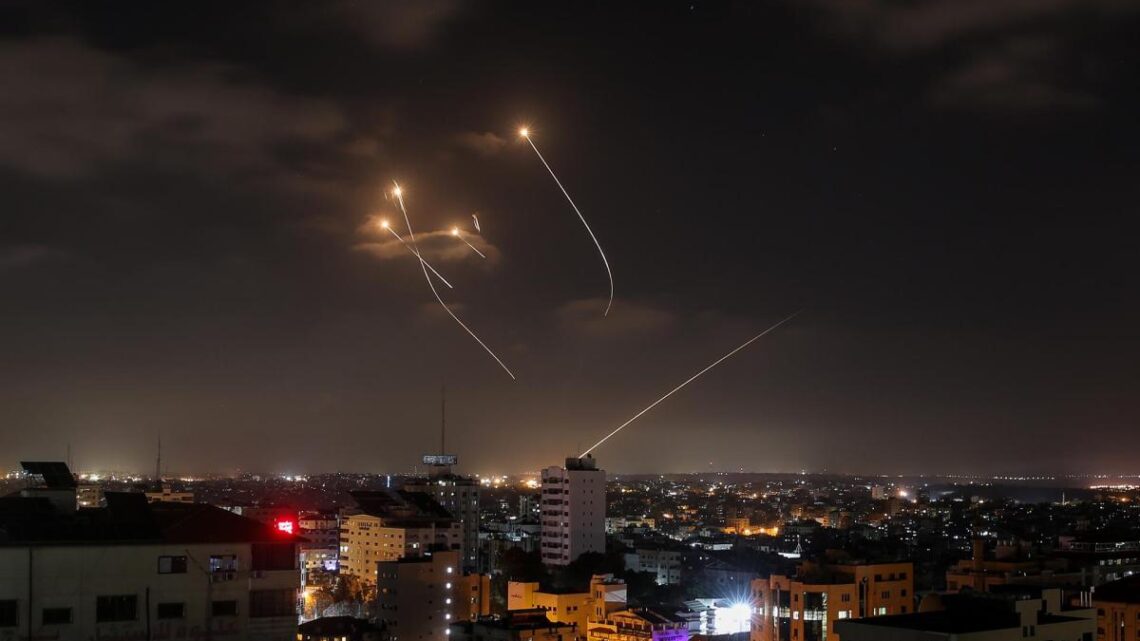 Hizbulá lanza ataque con drones en Israel: casi 70 heridos en el sur de Haifa