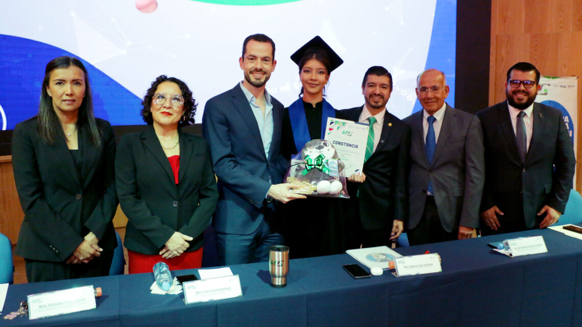 Impulsa UTC el futuro con el egreso de 99 jóvenes