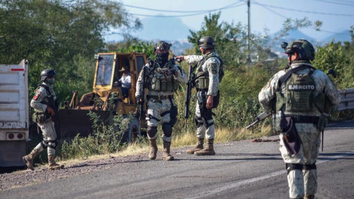 Escalada de violencia en Sinaloa deja muertos, desaparecidos y múltiples ataques