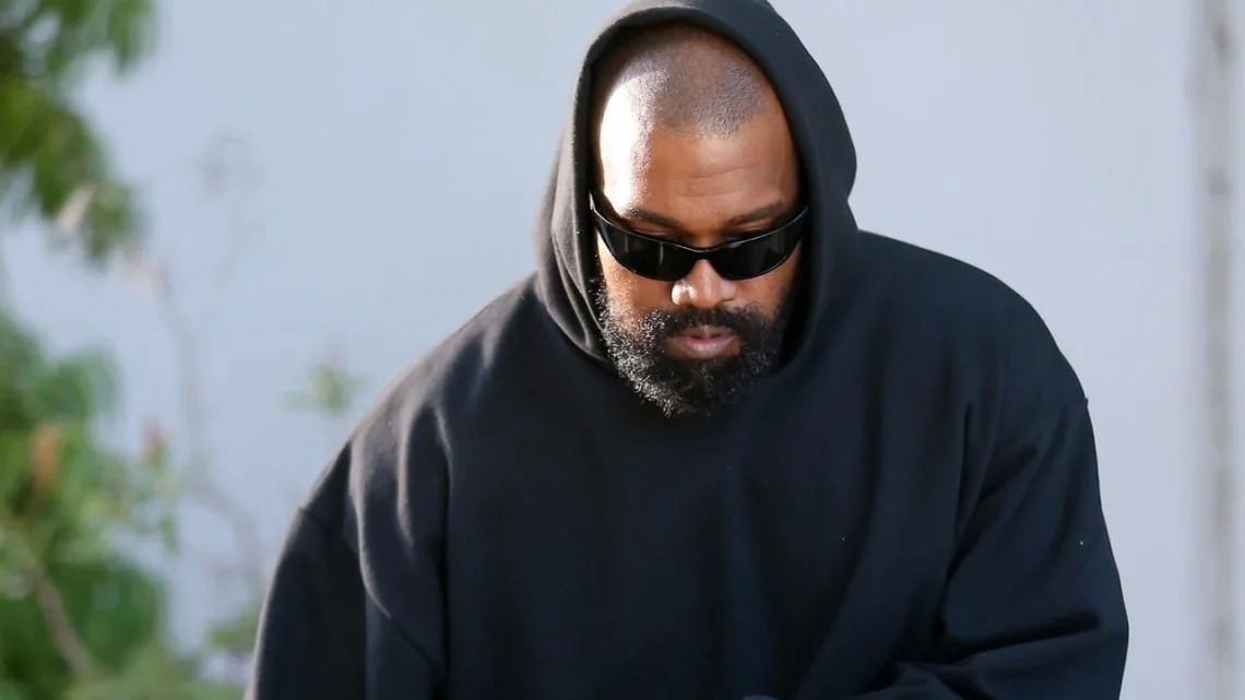 Acusan a Kanye West de agresión sexual durante grabación de video