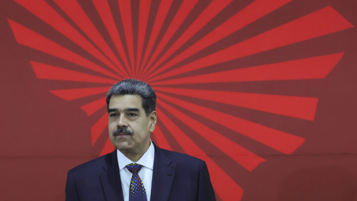 Maduro acusa a la Inteligencia Artificial de conspirar ante la toma presidencial del 10 de enero