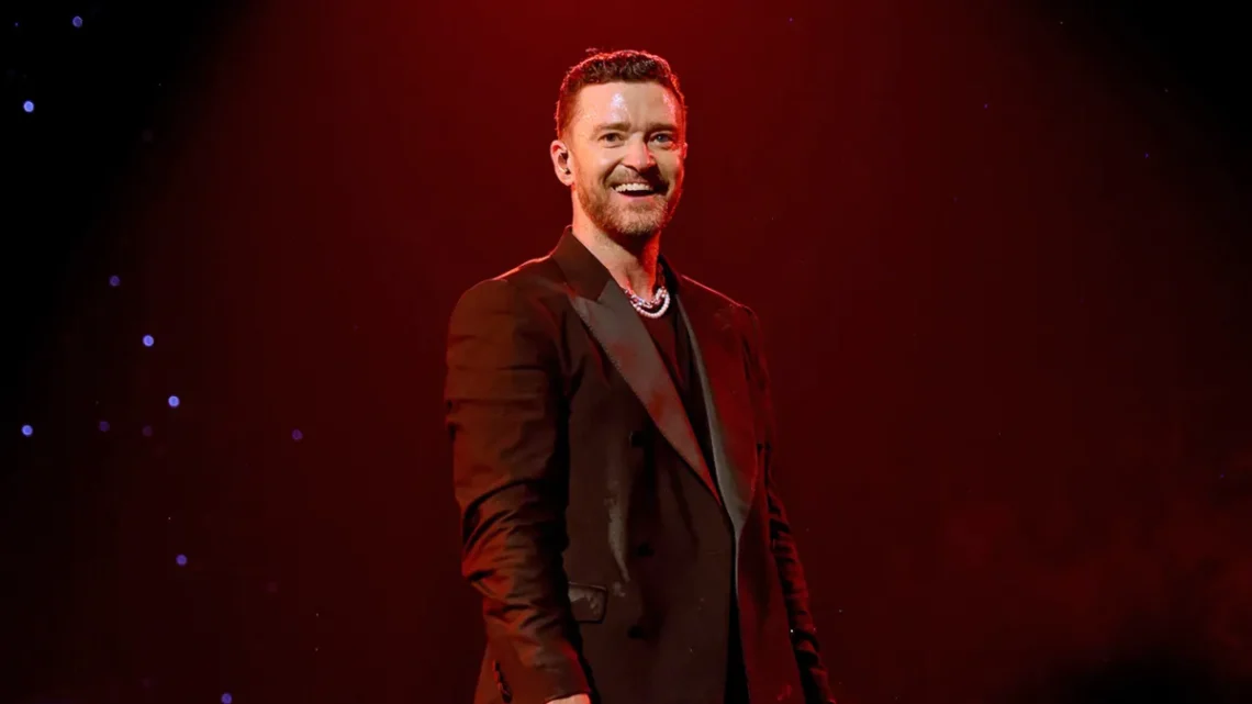 Justin Timberlake vive un incómodo momento de vestuario en su show y se vuelve viral