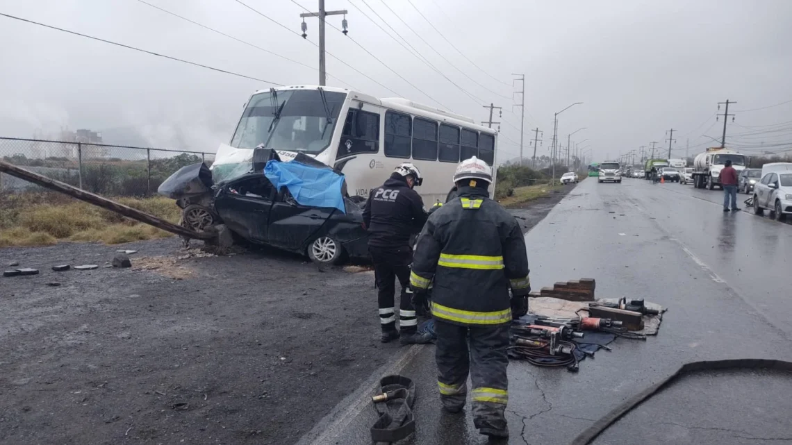 Tragedia en García: conductor pierde la vida al ser aplastado por un camión   