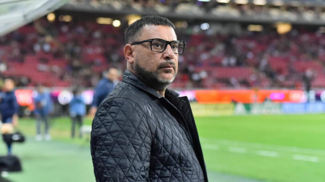 Antonio Mohamed, a un paso de dirigir a Toluca   