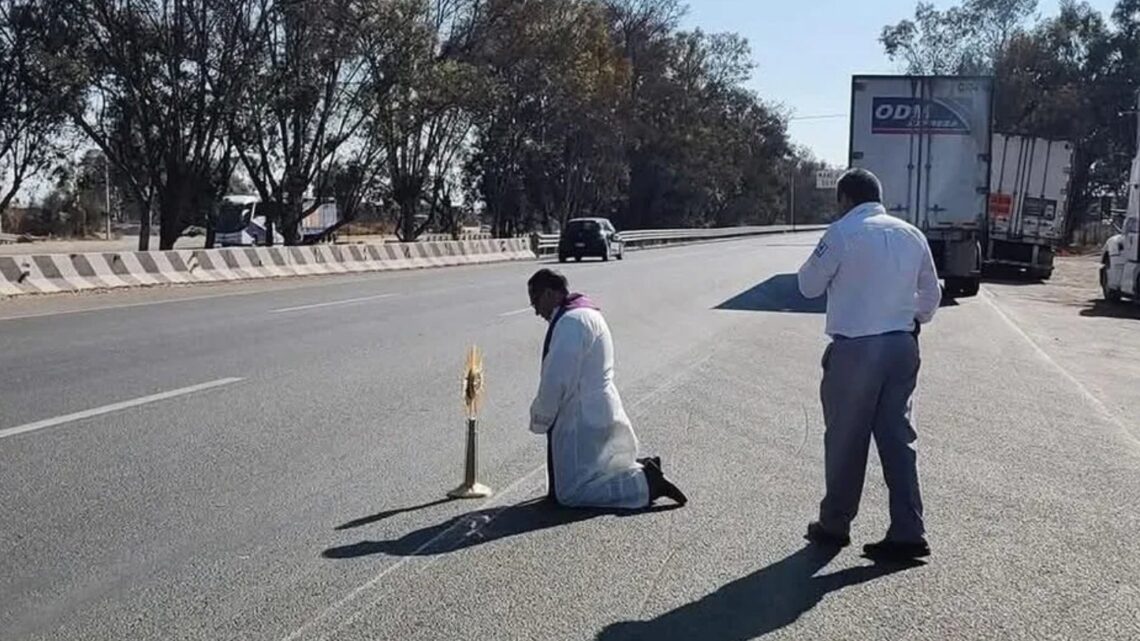 Bendicen la autopista México-Querétaro para mejorar la seguridad