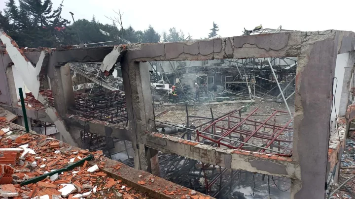 Explosión en fábrica de munición en Turquía deja 12 muertos y 4 heridos