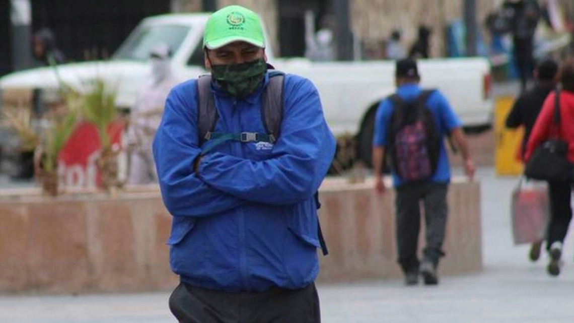 Frente frío 15 trae lluvias, heladas y tolvaneras a México