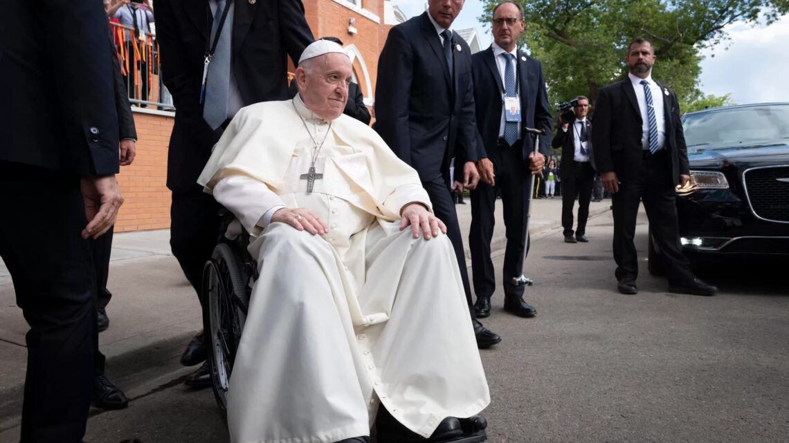 El Papa Francisco revela en su autobiografía que casi fue asesinado en Irak en 2021
