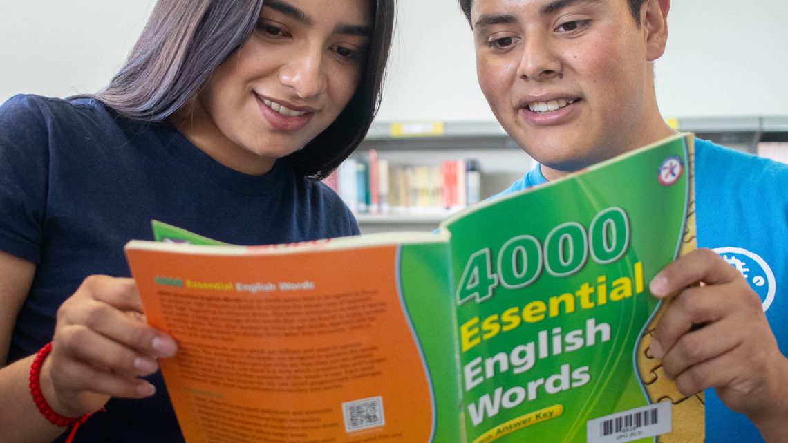 Fomenta UPQ cursos de inglés y alemán