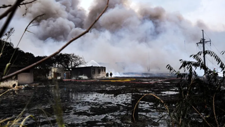 Desaparecen 13 militares tras explosiones en almacén de municiones en Cuba