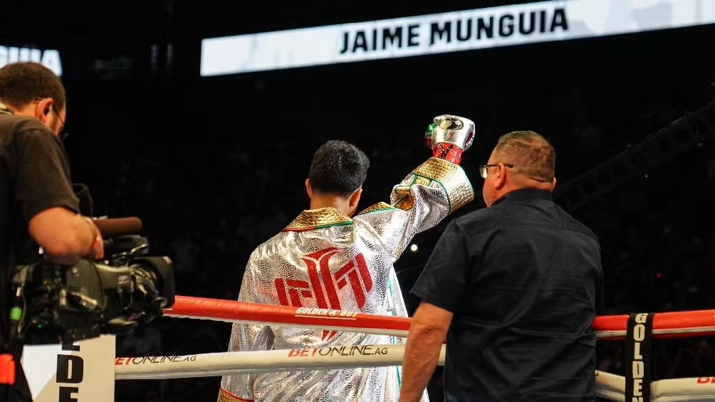 Jaime Munguía cierra polémica con emotivo mensaje al réferi ‘Don José’