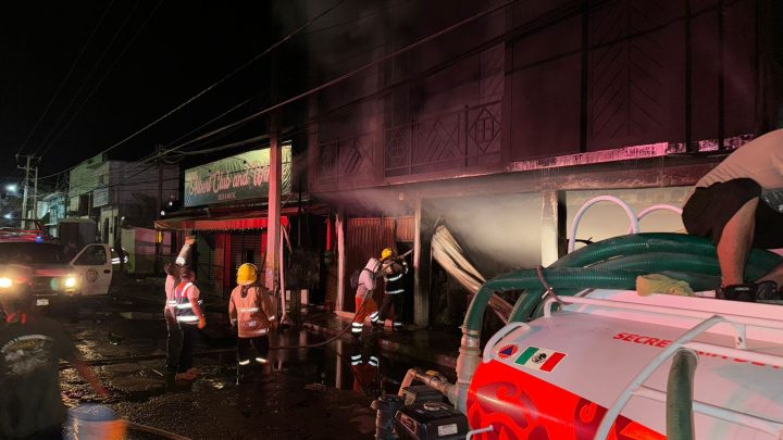 Violencia en Teloloapan: grupo armado asesina a dos personas e incendia tres negocios