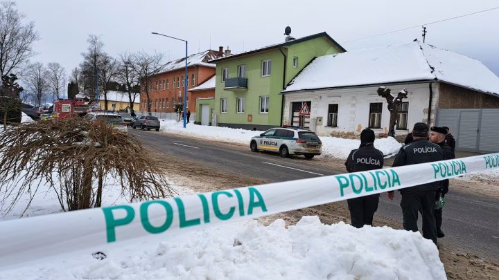 Estudiante mata a dos personas a puñaladas en escuela en Eslovaquia