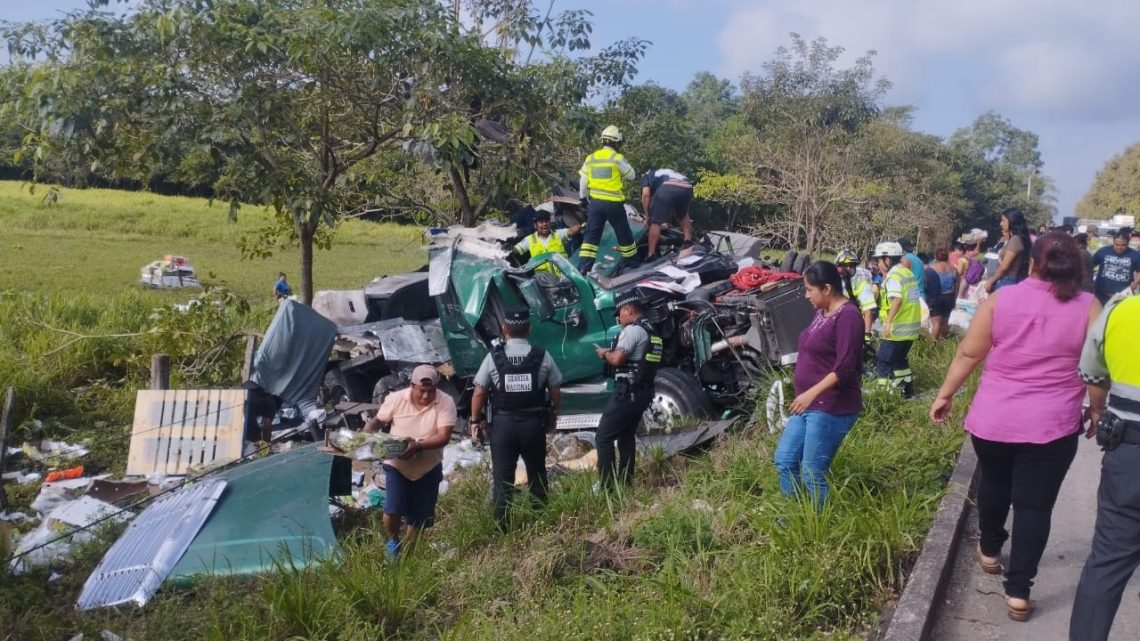 Tragedia en carretera de Tabasco: más de 30 muertos en choque e incendio
