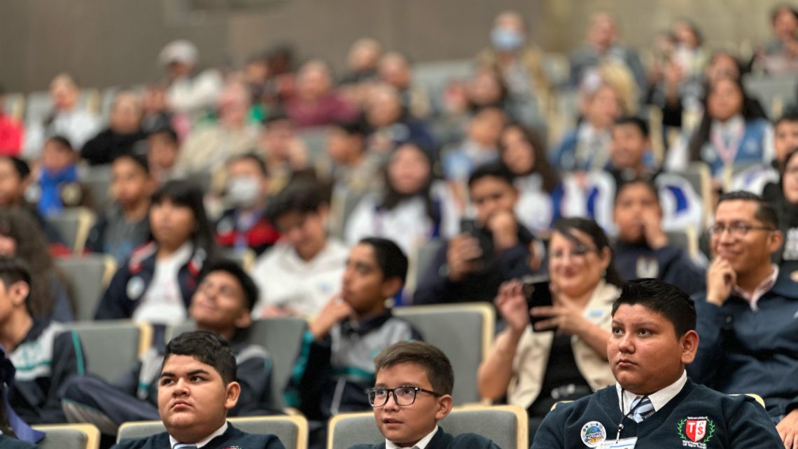 Realiza USEBEQ encuentro estatal de matemáticas activas en secundarias