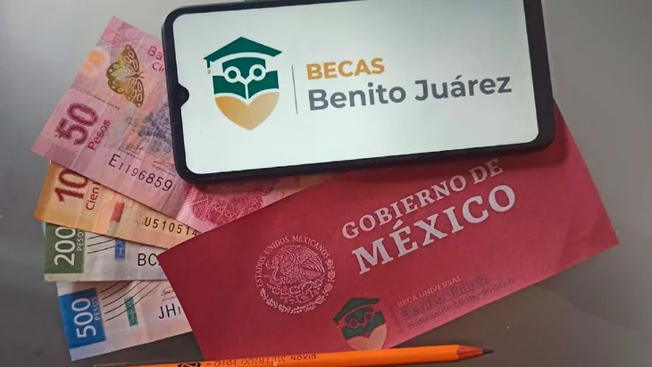 Becas Benito Juárez 2025: ¿Quiénes cobran este viernes 4 de abril, según su apellido?