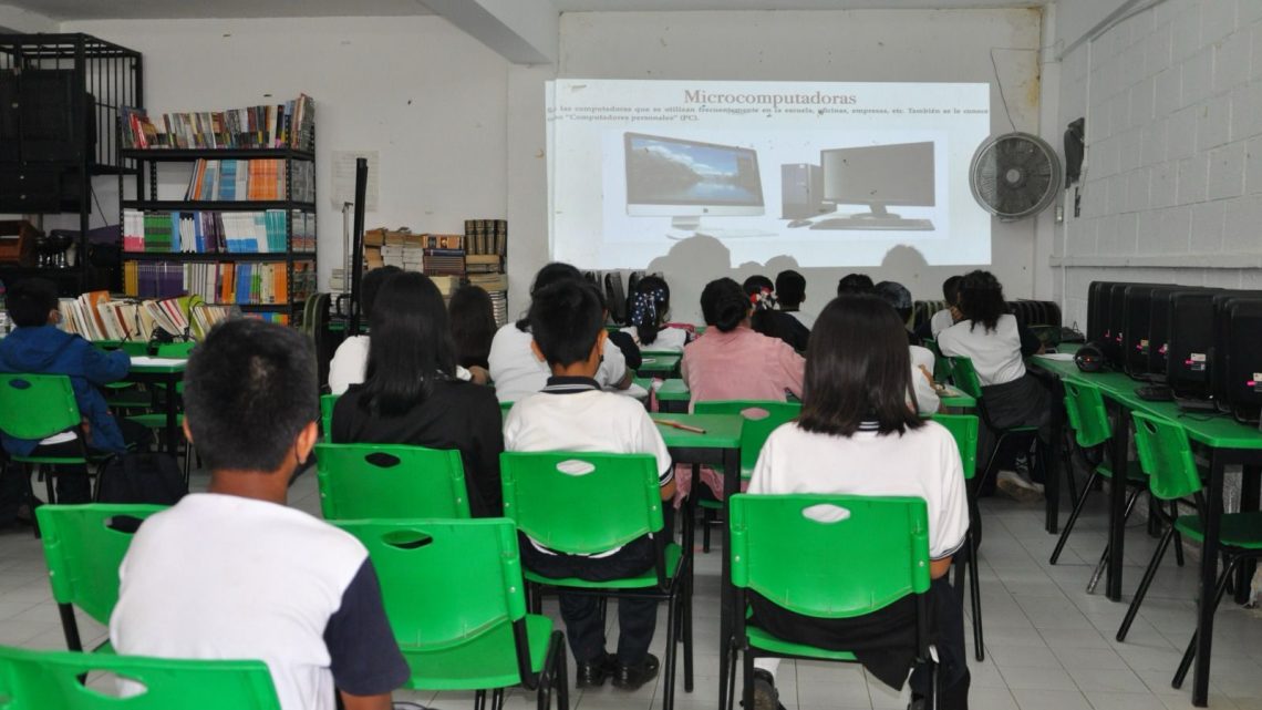 La aplicación de la prueba incluirá 321 planteles públicos y privados de educación secundaria y media superior de las 32 entidades del país