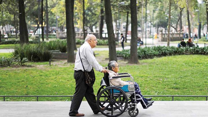 En el Censo de Salud y Bienestar se incluye una serie de preguntas relacionadas con la condición socioeconómica, así como antecedentes médicos 