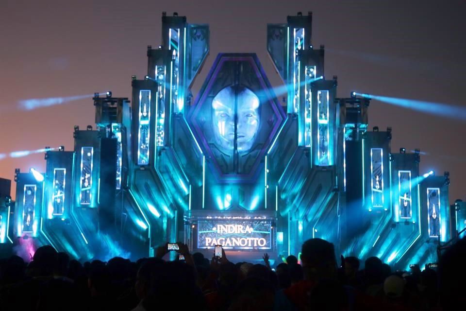 El cambio, que había sido objeto de especulación durante meses, fue confirmado oficialmente a través de un video promocional en las redes sociales del festival