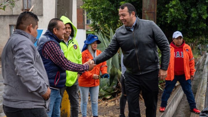Es importante tener nuestras calles, alcantarillas y drenes limpios para evitar inundaciones en las temporada de lluvias: Roberto Cabrera