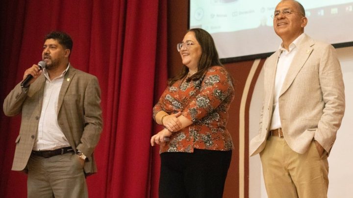 Inauguran el “Congreso Anual 2025. Emprendimiento Regional y Artesanal” en San Juan del Río