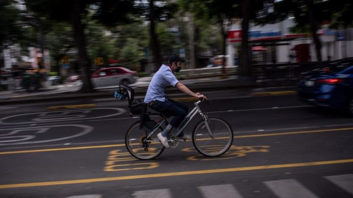 En total se invertirán alrededor de 500 millones de pesos en diversas obras para ampliar la oferta ciclista en la capital, esto debido al próximo mundial